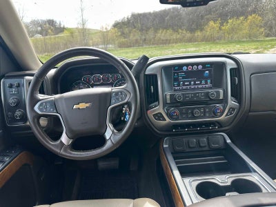 2016 Chevrolet Silverado 1500 LTZ 4WD Crew Cab 143.5