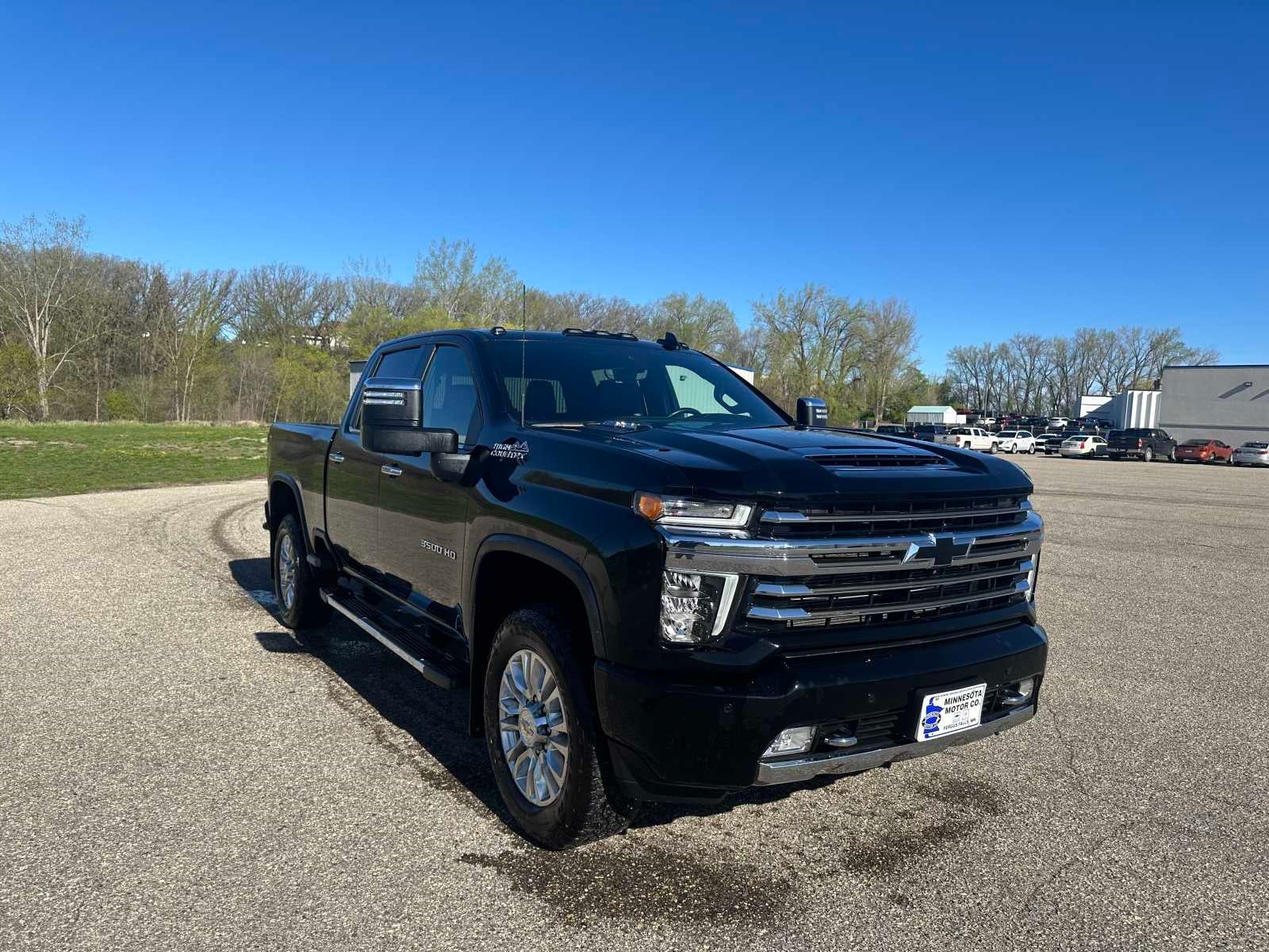 Used 2023 Chevrolet Silverado 3500HD High Country with VIN 1GC4YVEY5PF111866 for sale in Fergus Falls, Minnesota