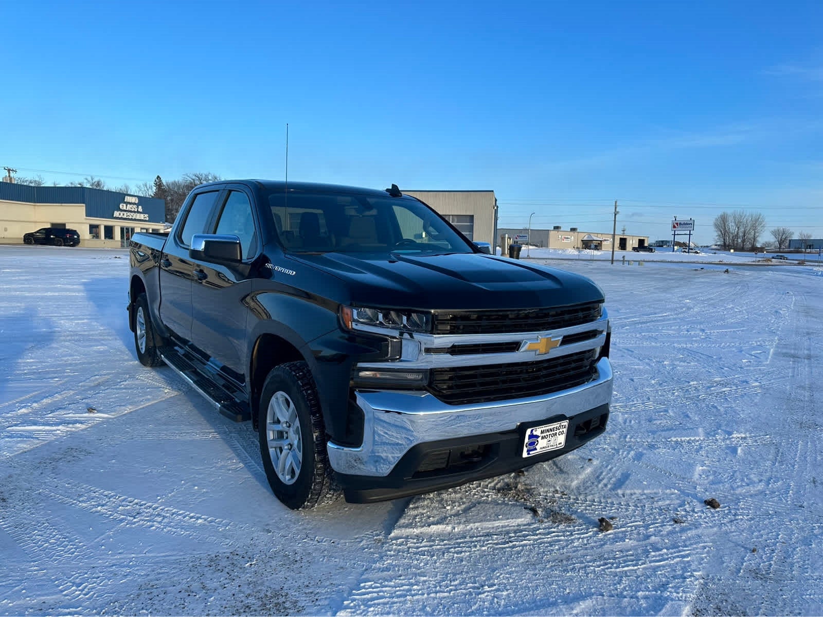 Used 2020 Chevrolet Silverado 1500 LT with VIN 3GCUYDED5LG400861 for sale in Fergus Falls, Minnesota