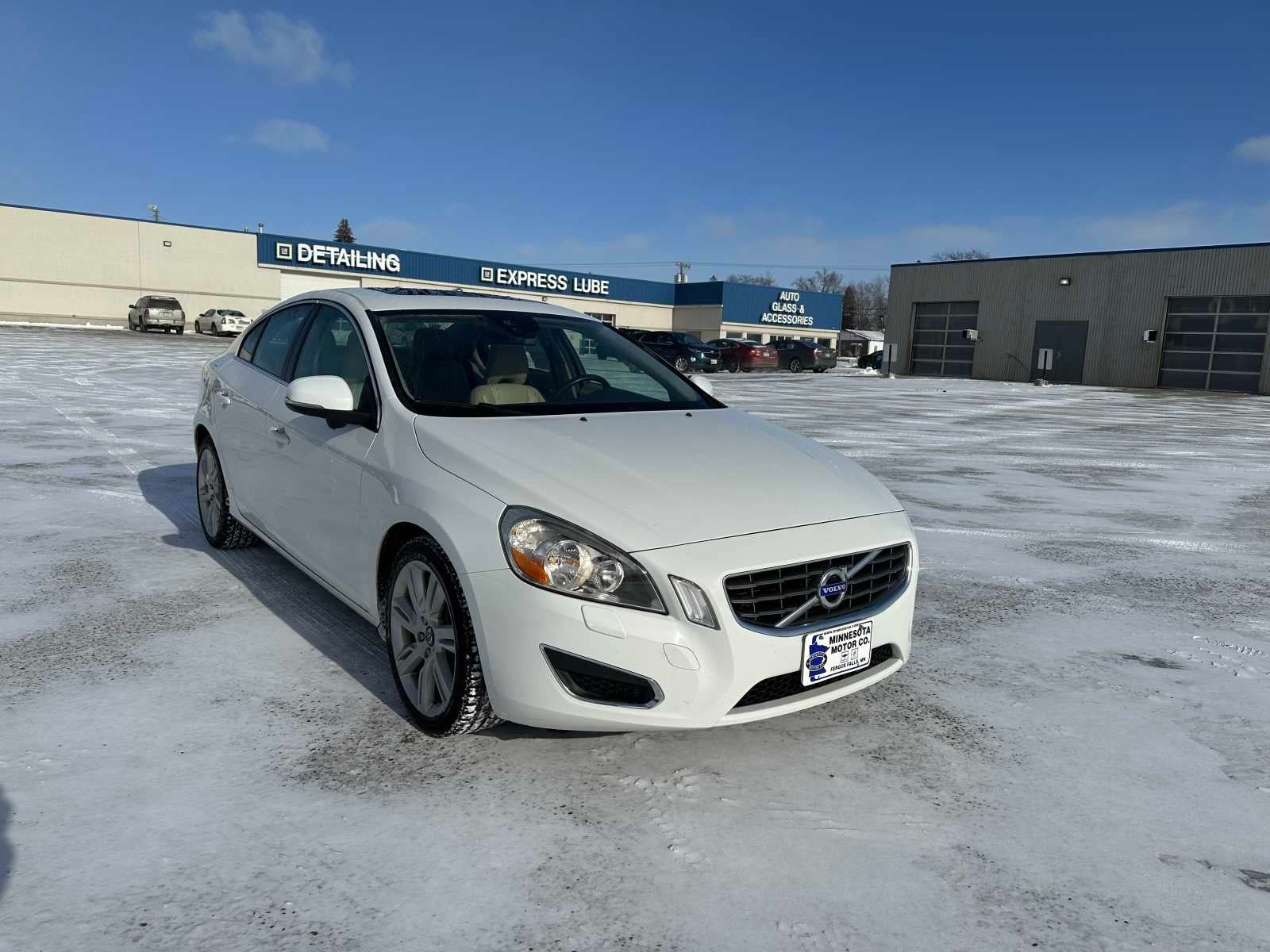 Used 2013 Volvo S60 T6 with VIN YV1902FH2D2187942 for sale in Fergus Falls, MN