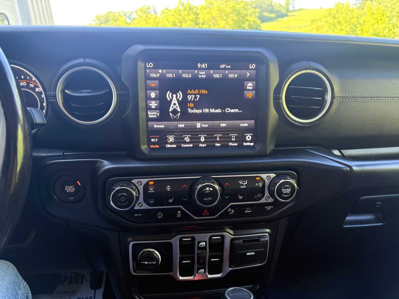 2020 Jeep Gladiator Overland