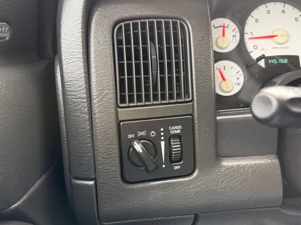 2004 Dodge Ram 1500 SLT