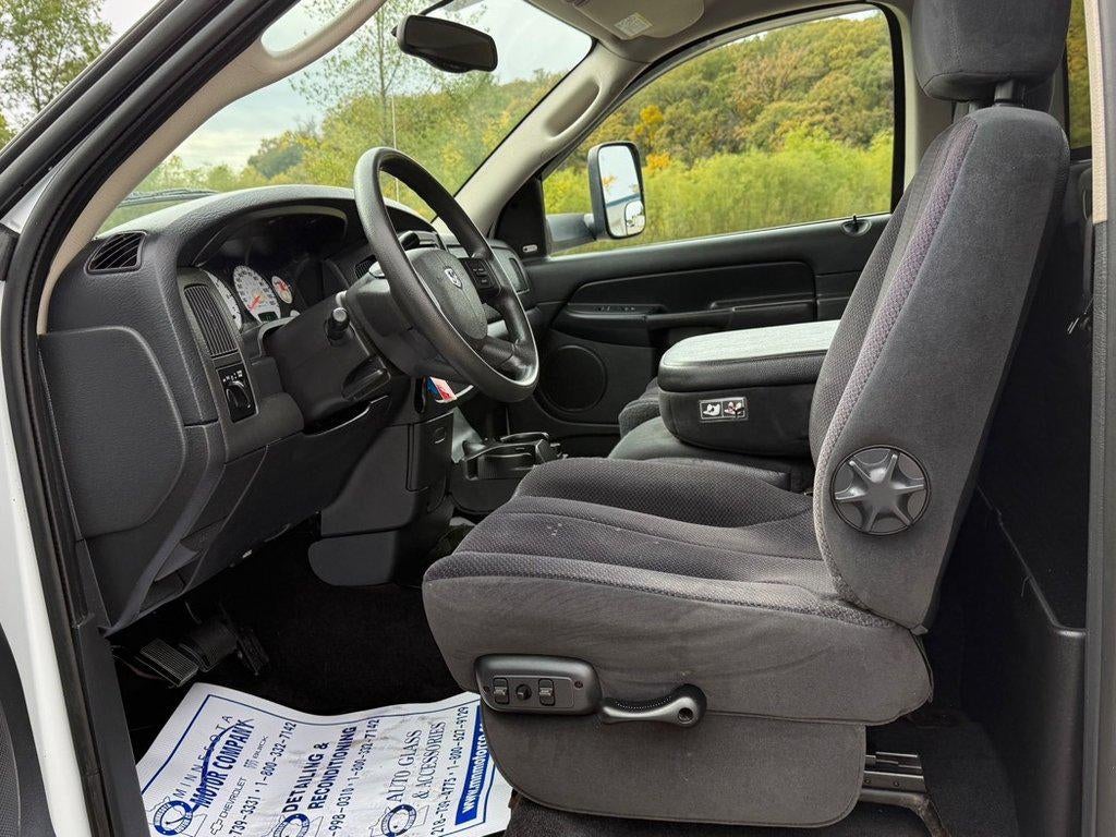 2004 Dodge Ram 1500 SLT