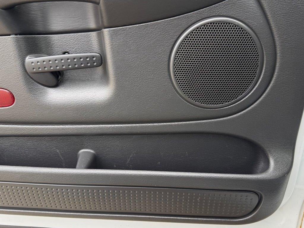 2004 Dodge Ram 1500 SLT