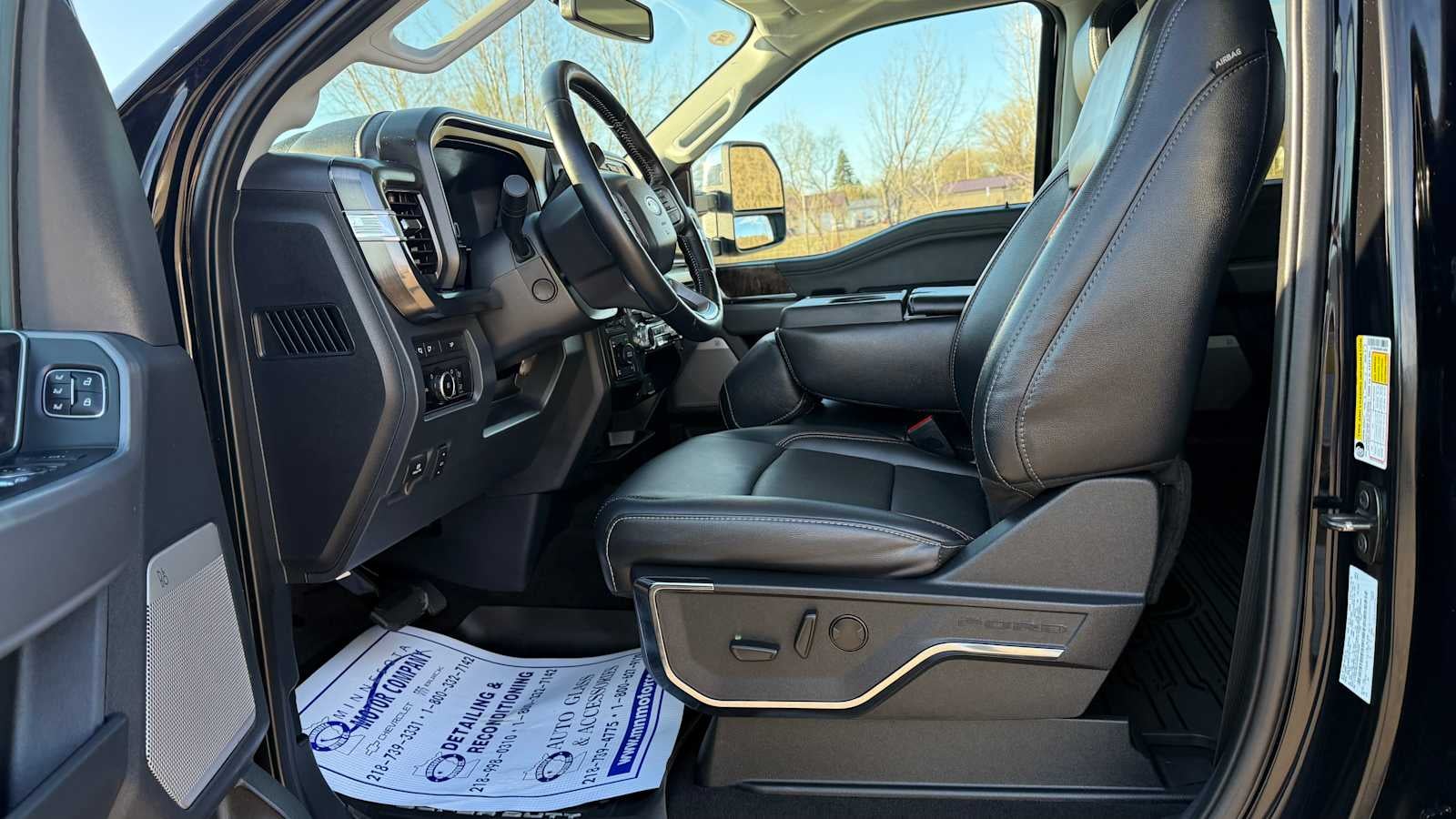 2024 Ford Super Duty F-350 SRW LARIAT