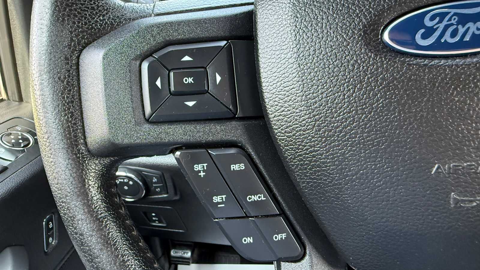 2015 Ford F-150 XLT w/HD Payload Pkg
