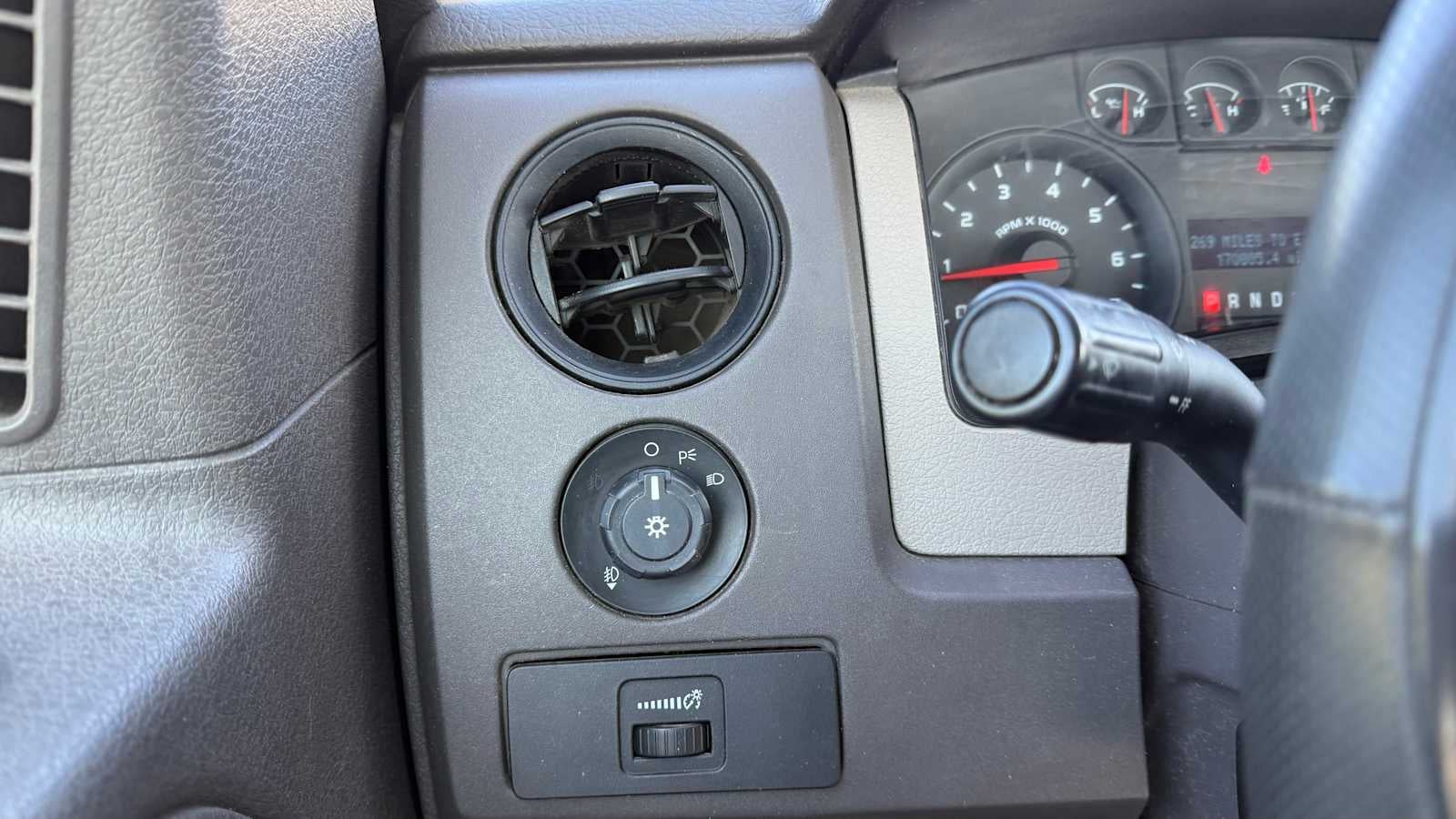 2009 Ford F-150 STX