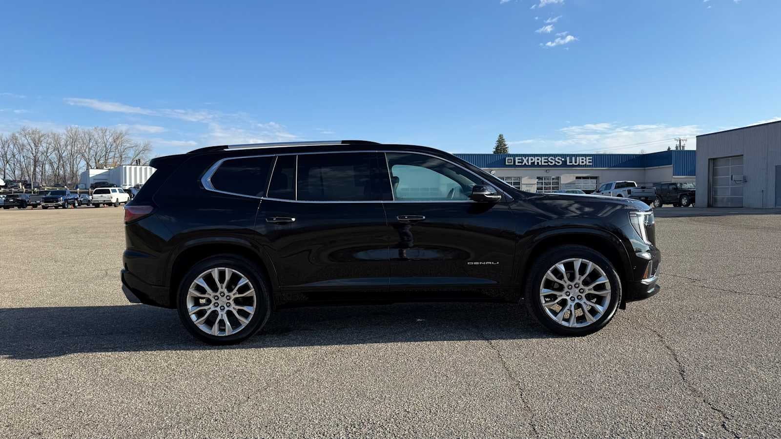 2024 GMC Acadia Denali