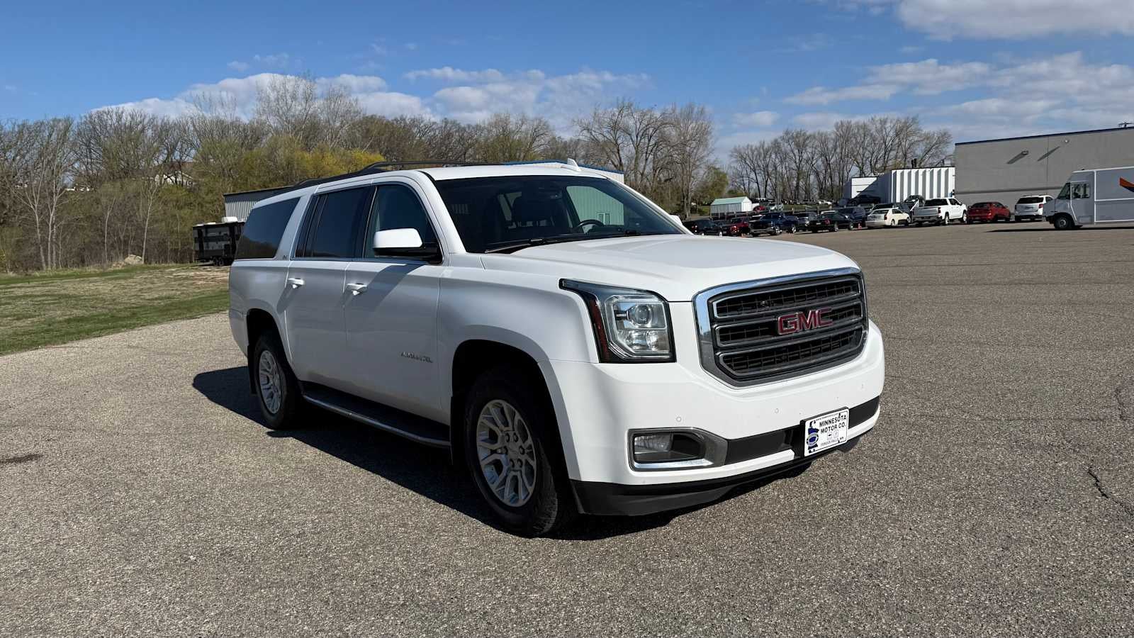 Used 2018 GMC Yukon XL SLT with VIN 1GKS2GKC1JR240470 for sale in Fergus Falls, Minnesota