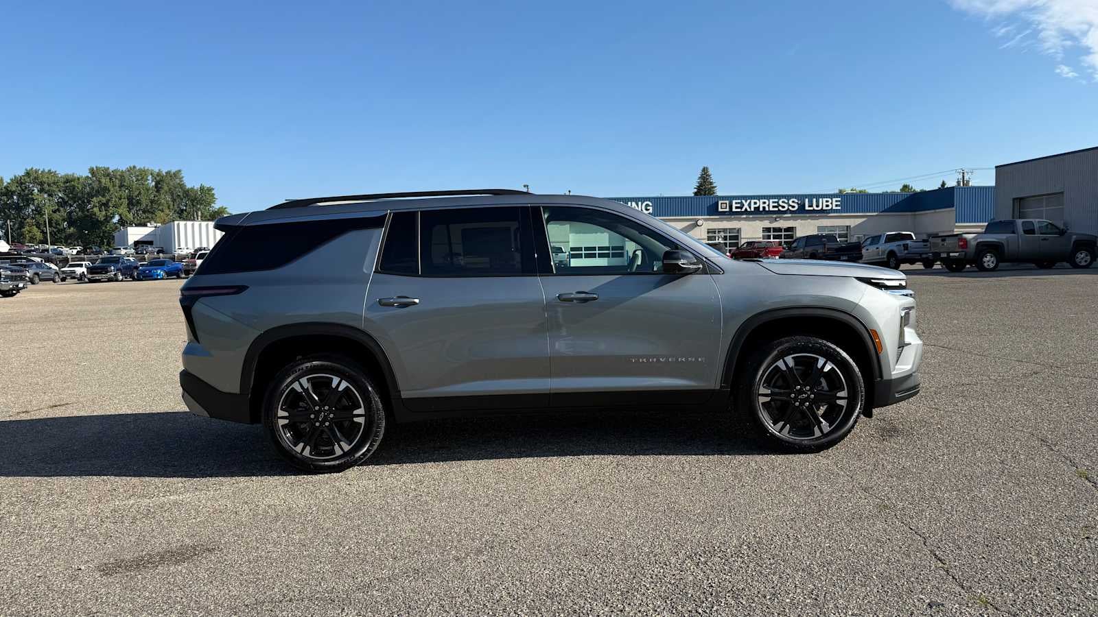 2027 Chevrolet Traverse LT