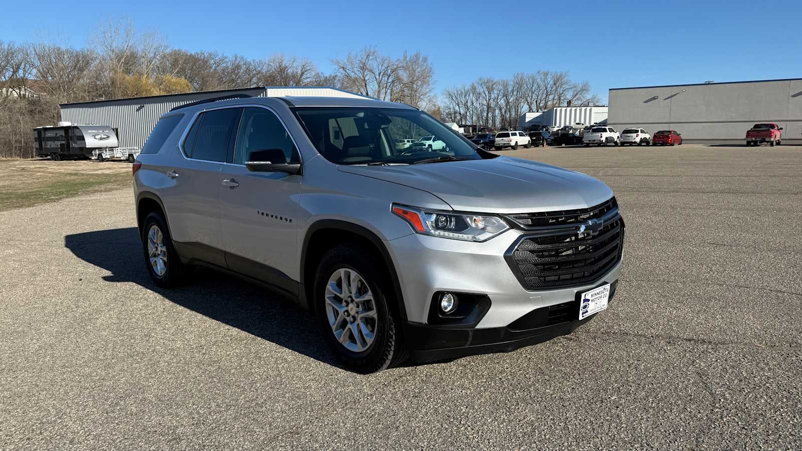 Used 2021 Chevrolet Traverse 1LT with VIN 1GNEVGKW1MJ123296 for sale in Fergus Falls, MN