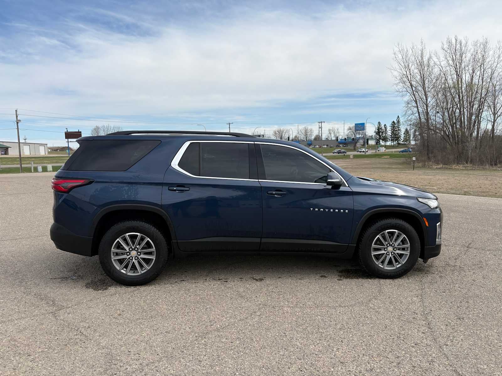 2022 Chevrolet Traverse LT Leather