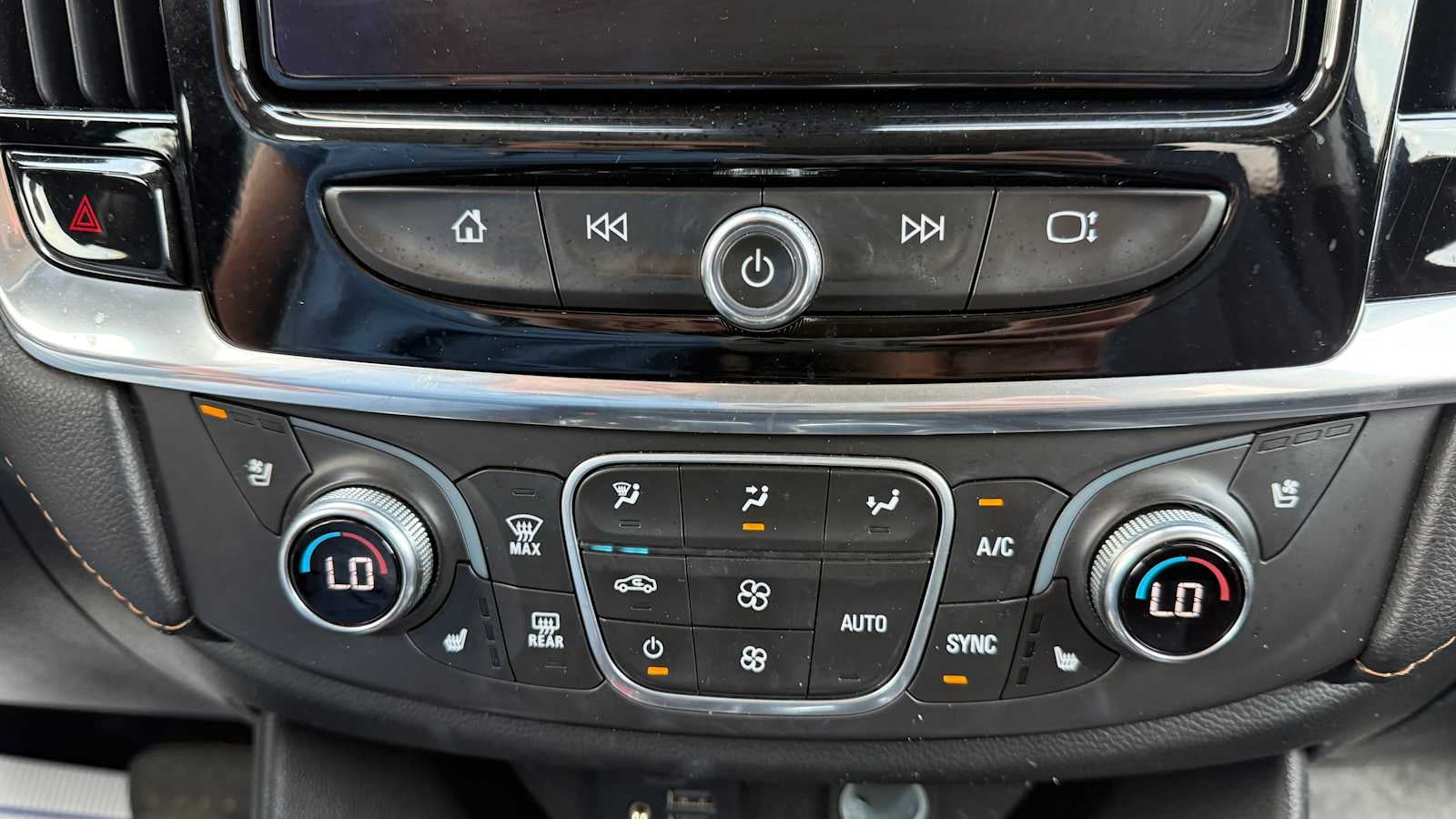 2020 Chevrolet Traverse Premier