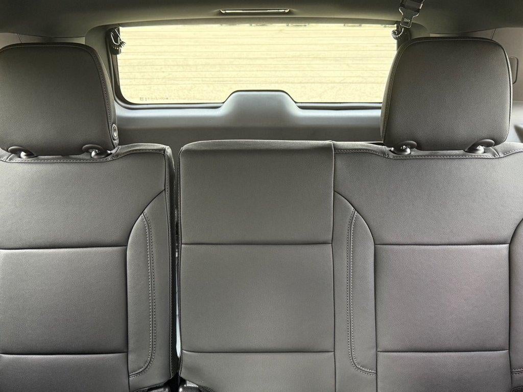 2027 Chevrolet Suburban LT