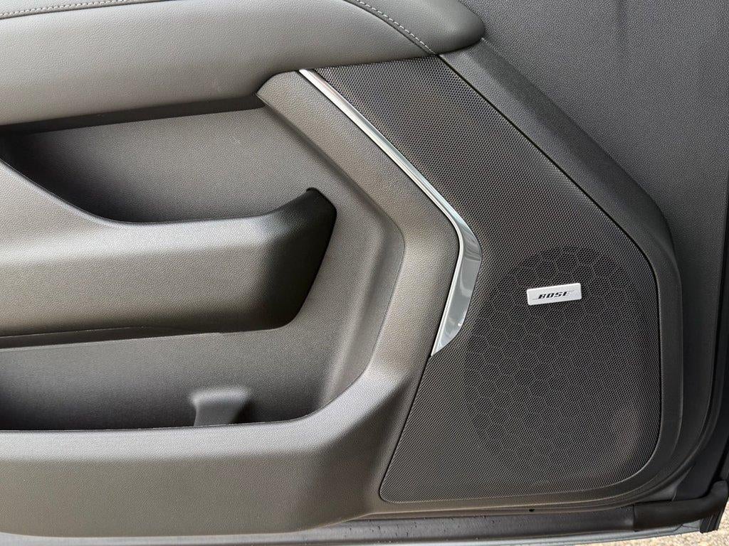 2027 Chevrolet Suburban LT