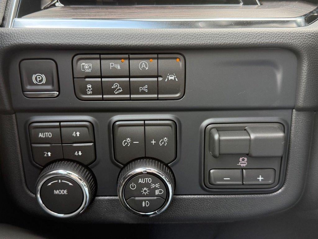 2027 Chevrolet Suburban LT