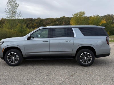 2027 Chevrolet Suburban LT