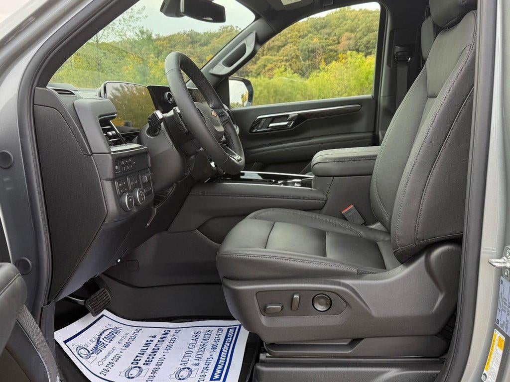 2027 Chevrolet Suburban LT