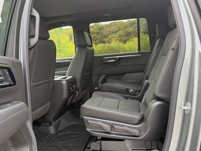 2027 Chevrolet Suburban LT