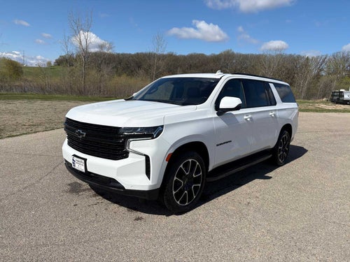 2024 Chevrolet Suburban RST