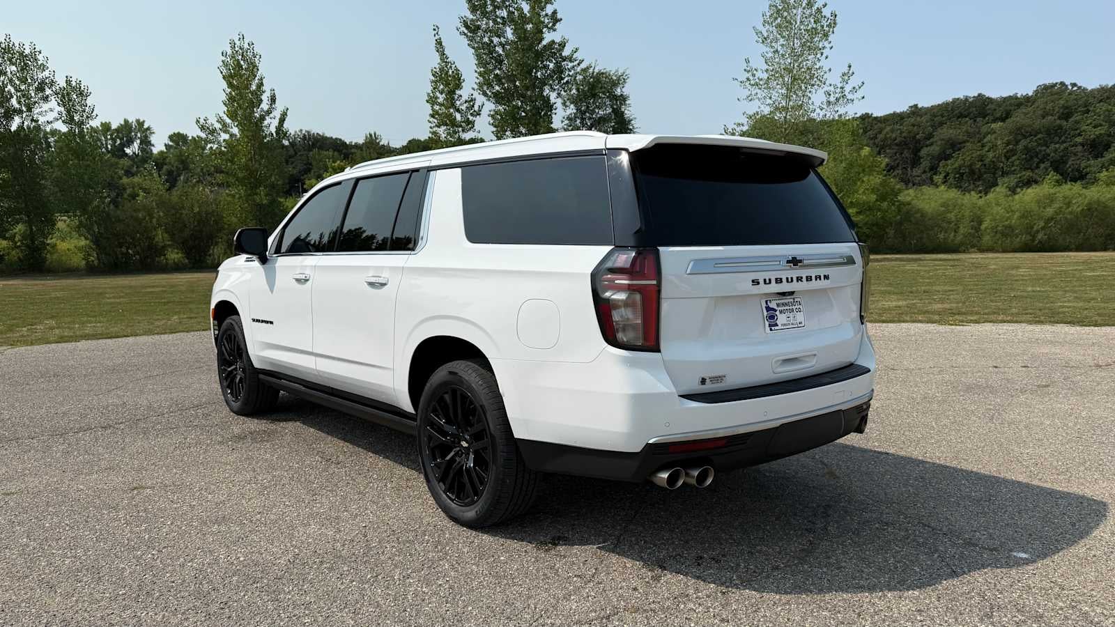 2023 Chevrolet Suburban High Country