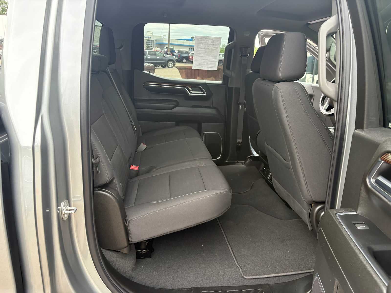 2024 GMC Sierra 1500 SLE