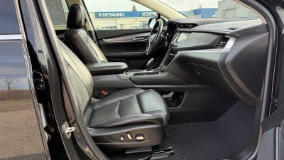 2017 Cadillac XT5 Luxury FWD