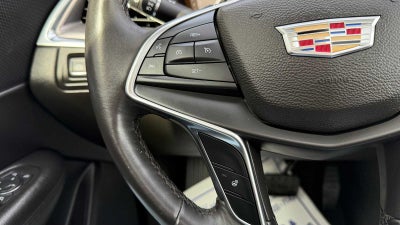 2017 Cadillac XT5 Luxury FWD