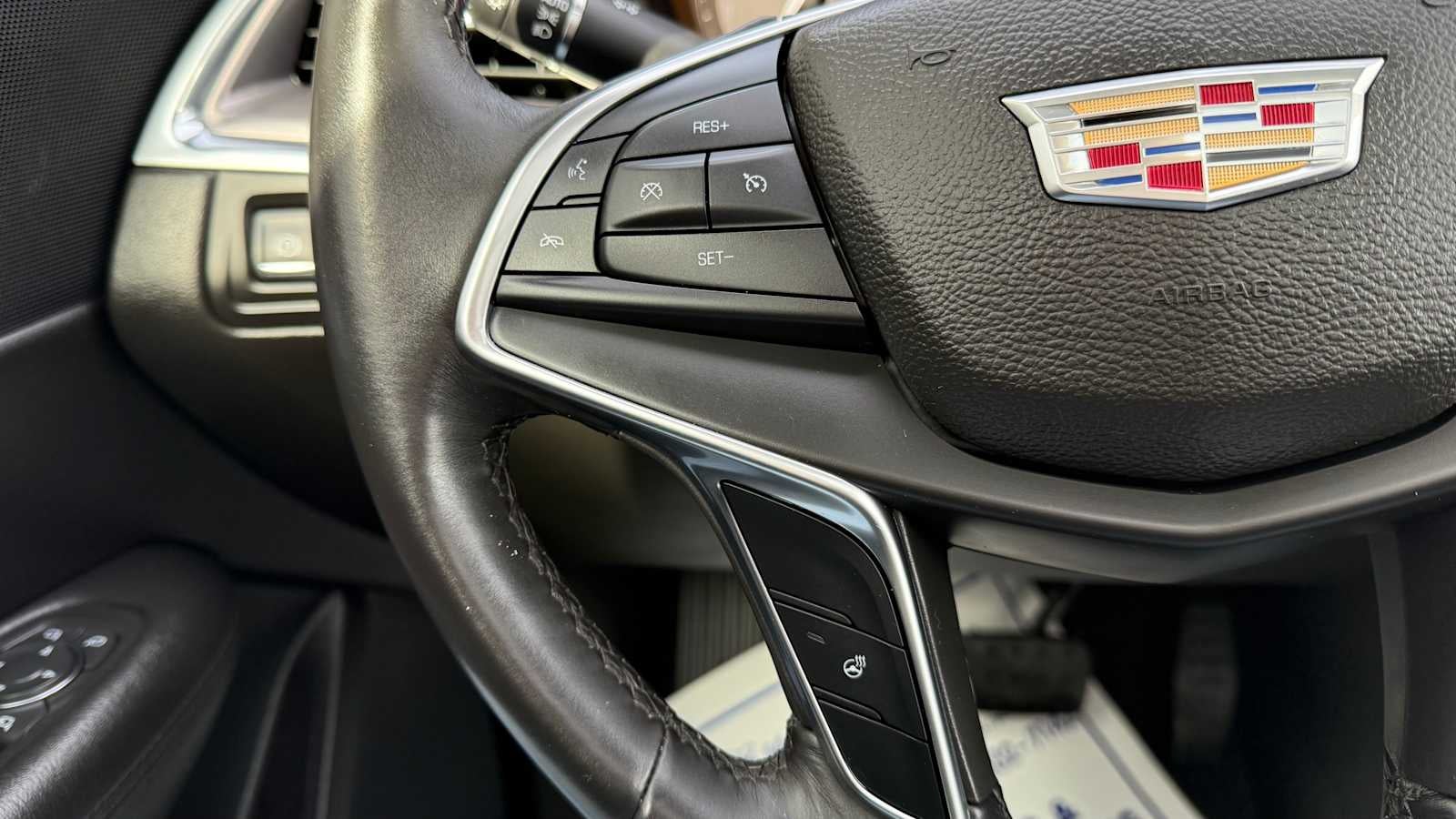 2017 Cadillac XT5 Luxury FWD