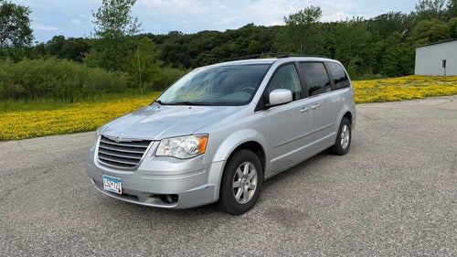 2010 Chrysler Town & Country Touring