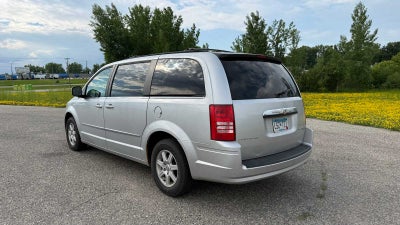 2010 Chrysler Town & Country Touring