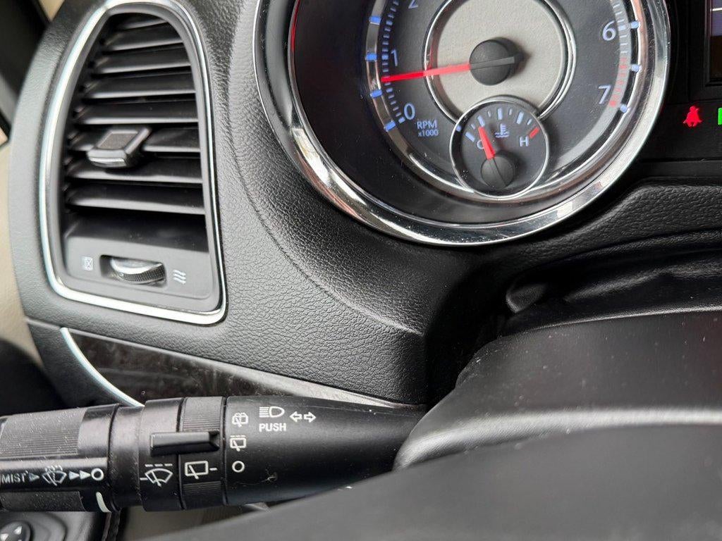 2014 Chrysler Town & Country Touring