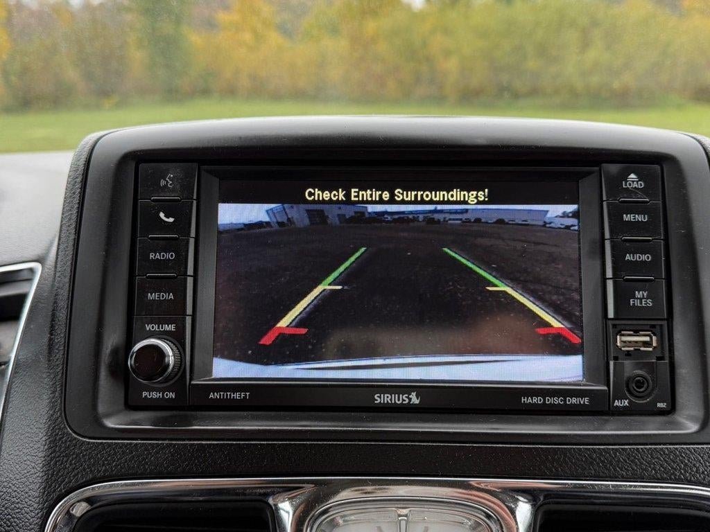 2014 Chrysler Town & Country Touring
