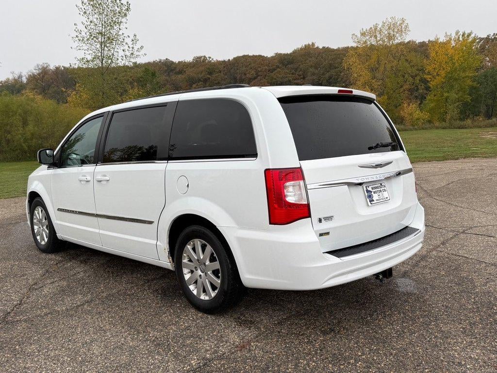 2014 Chrysler Town & Country Touring
