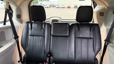 2012 Chrysler Town & Country Touring-L