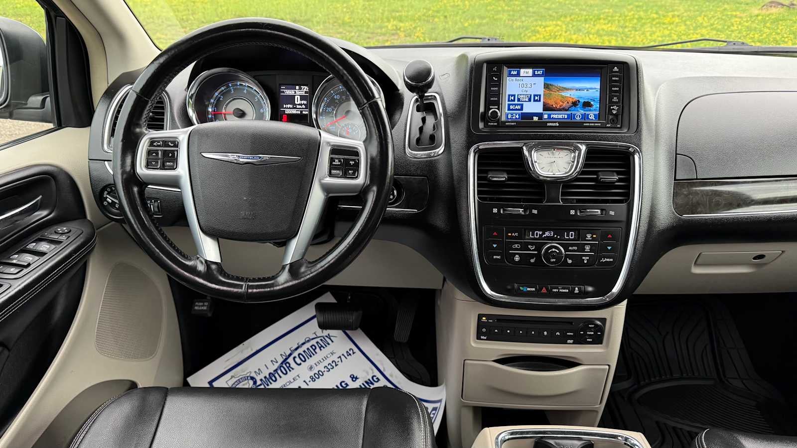 2012 Chrysler Town & Country Touring-L