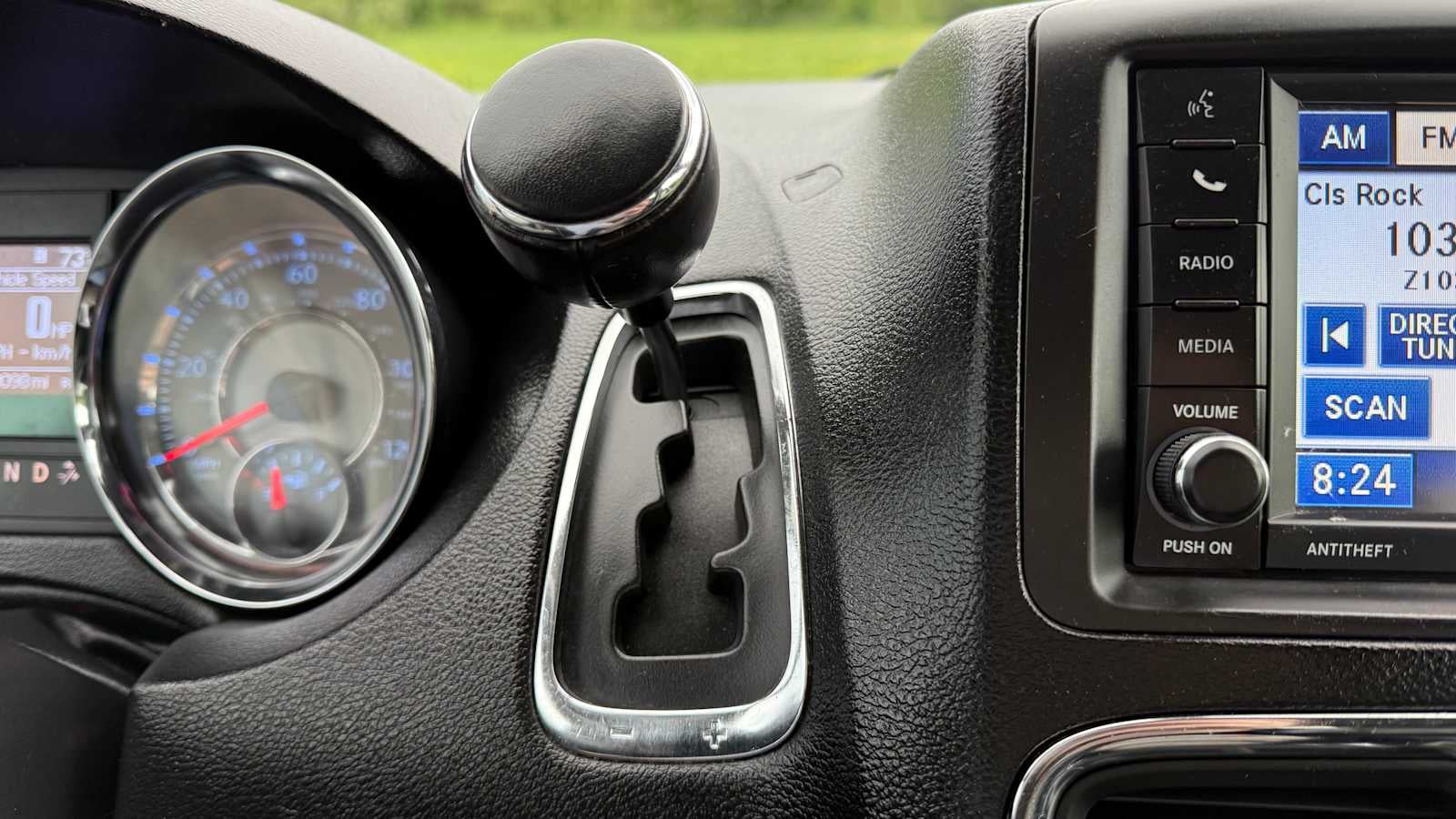 2012 Chrysler Town & Country Touring-L