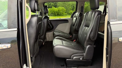 2012 Chrysler Town & Country Touring-L