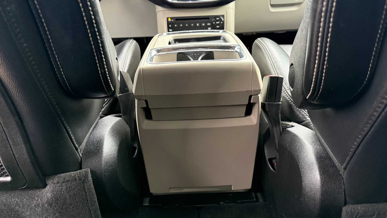 2012 Chrysler Town & Country Touring-L