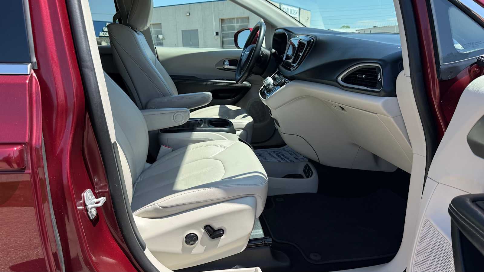2020 Chrysler Pacifica Touring L Plus