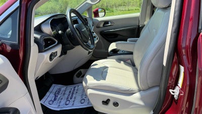2020 Chrysler Pacifica Touring L Plus