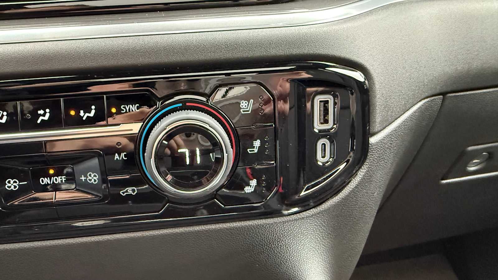 2025 Chevrolet Silverado 3500 HD High Country