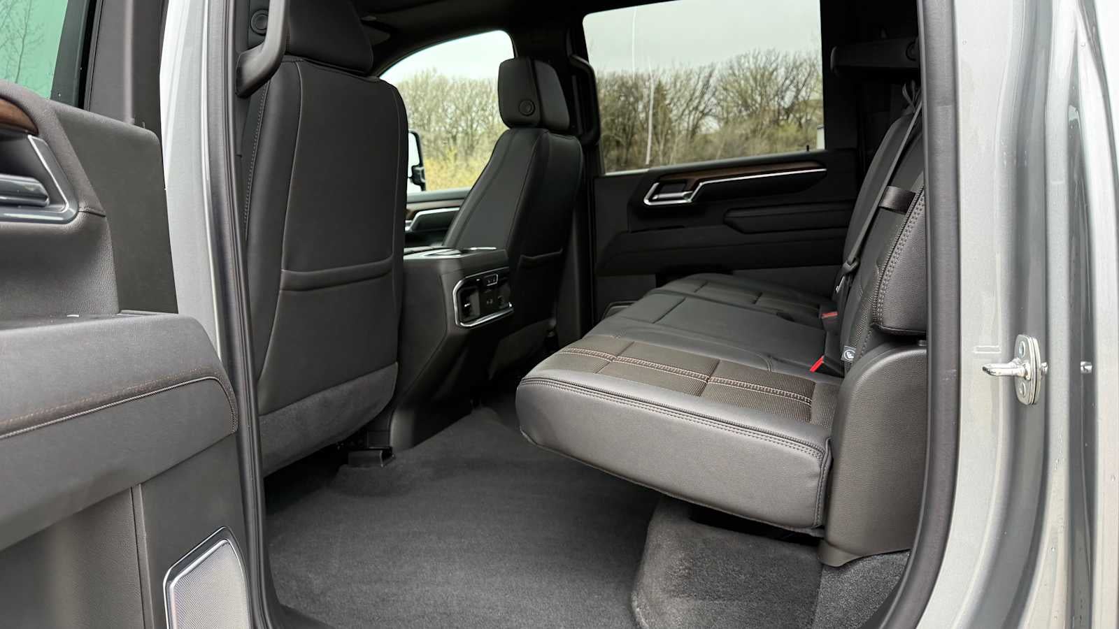 2025 Chevrolet Silverado 3500 HD High Country