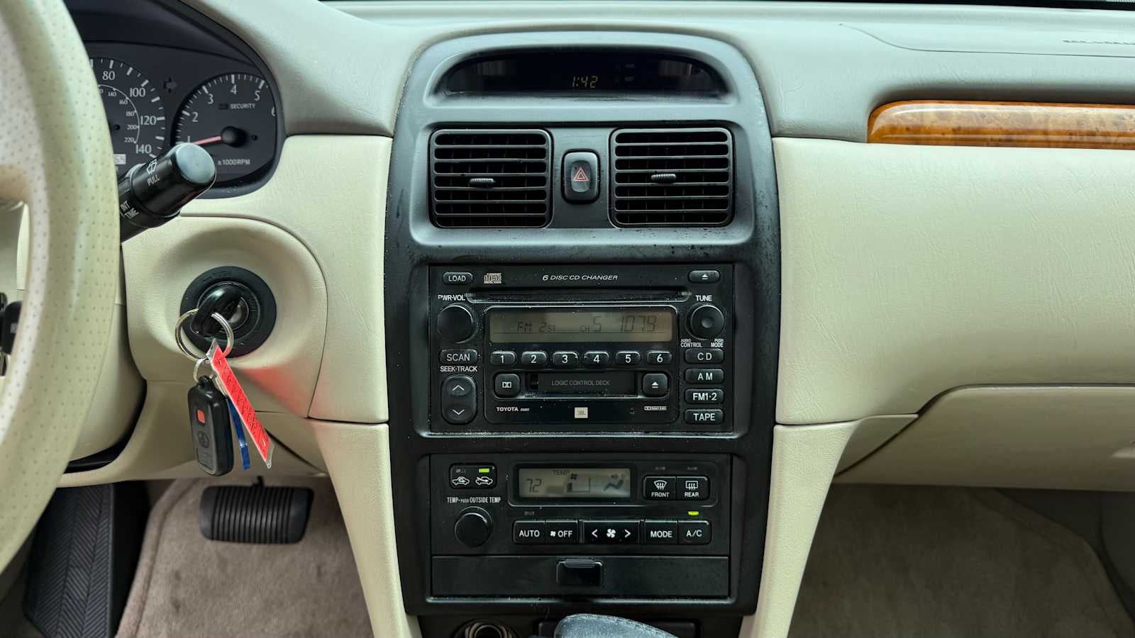 2003 Toyota Camry Solara SE