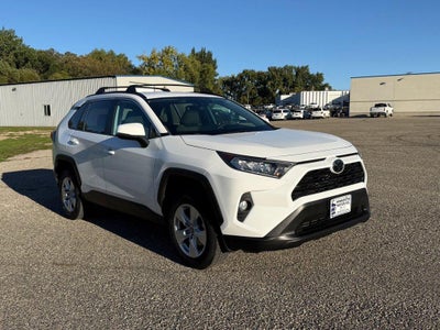 2020 Toyota RAV4 XLE