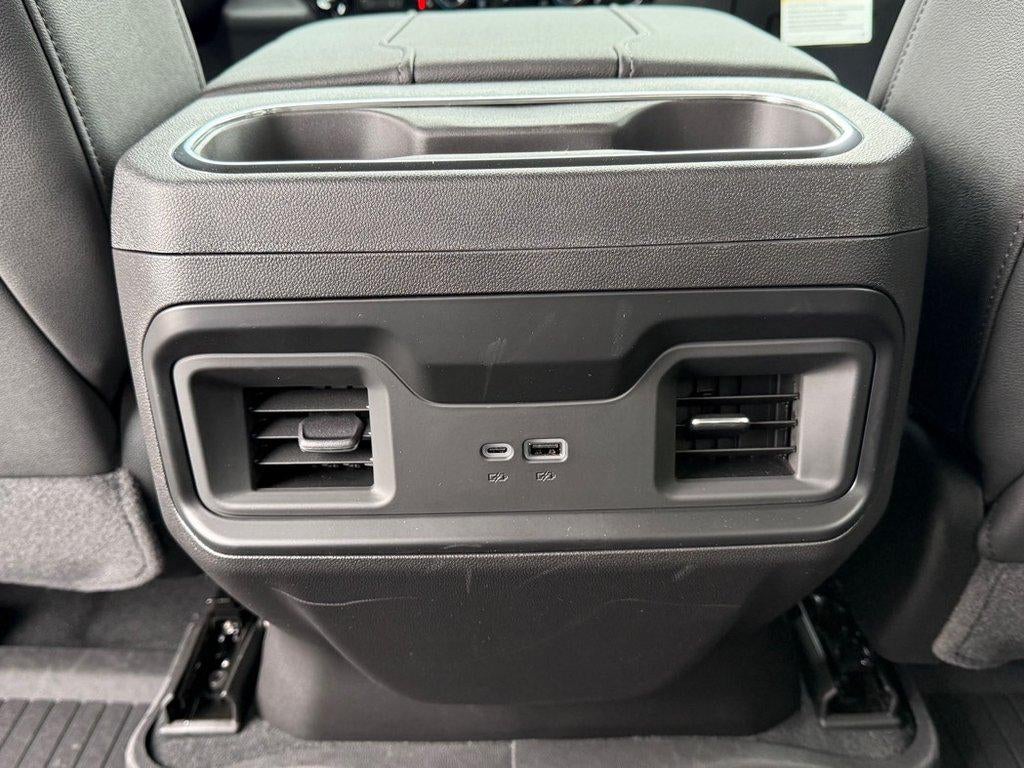 2026 Chevrolet Silverado 1500 LT - Photo 9
