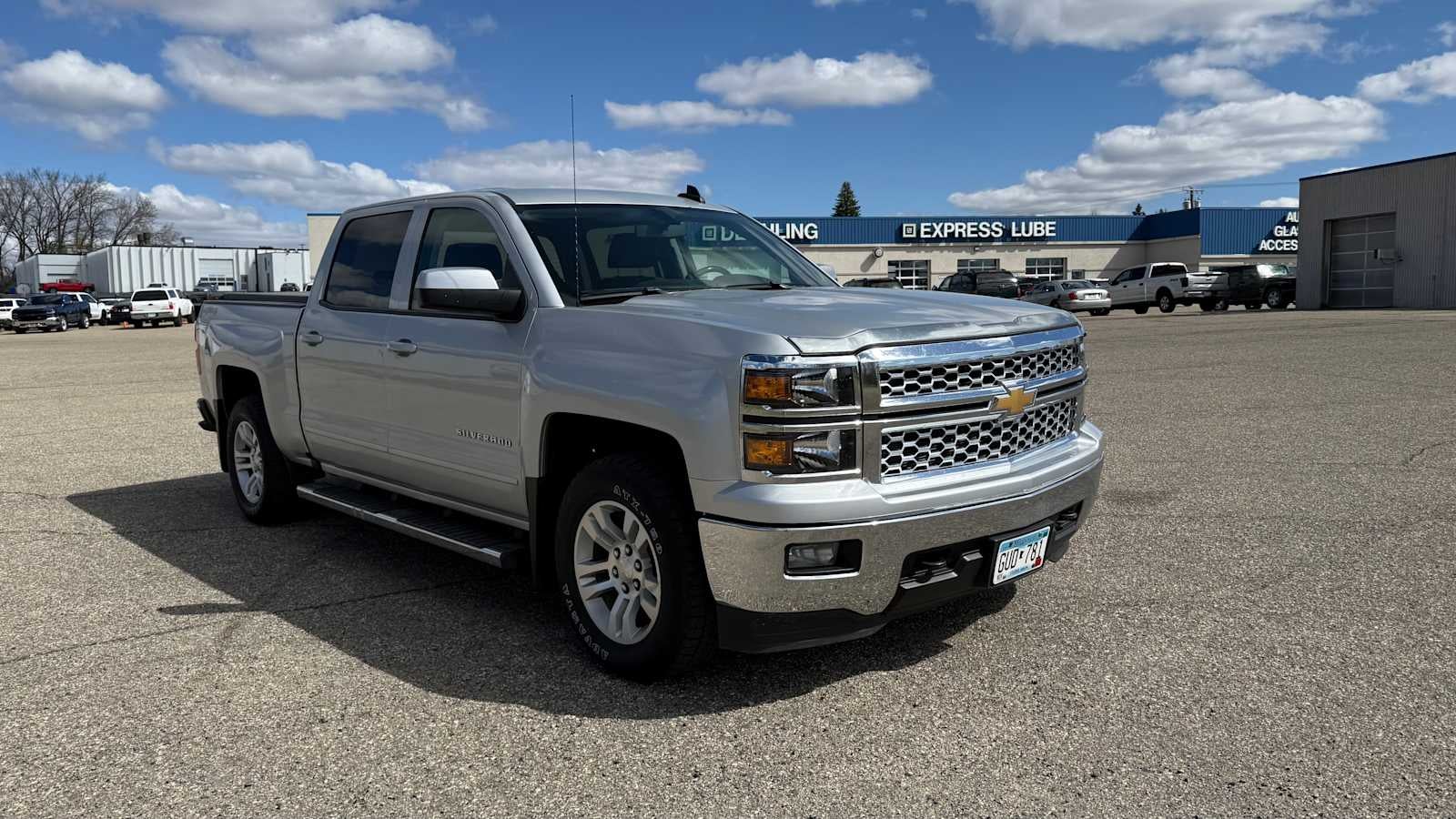 Used 2015 Chevrolet Silverado 1500 LT with VIN 3GCUKREC3FG536352 for sale in Fergus Falls, Minnesota