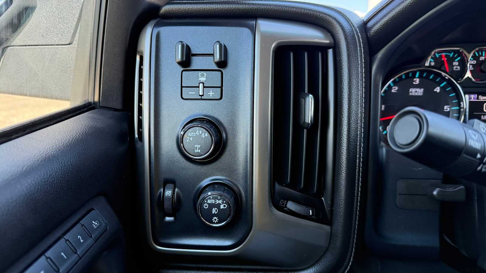 2018 Chevrolet Silverado 1500 High Country