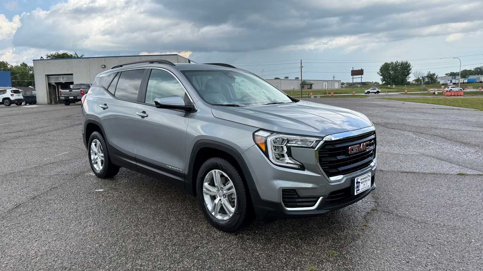 Used 2024 GMC Terrain SLE with VIN 3GKALTEG1RL295231 for sale in Fergus Falls, Minnesota