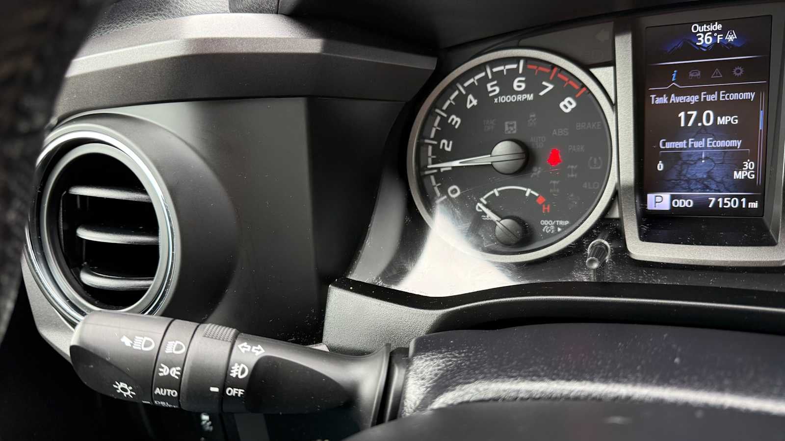 2022 Toyota Tacoma 4WD SR
